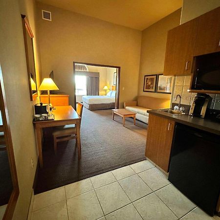 Clarion Pointe Otel Rimbey Dış mekan fotoğraf