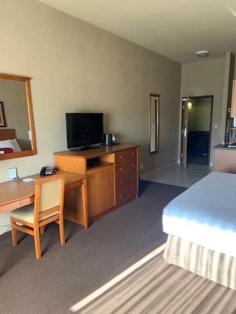 Clarion Pointe Otel Rimbey Dış mekan fotoğraf