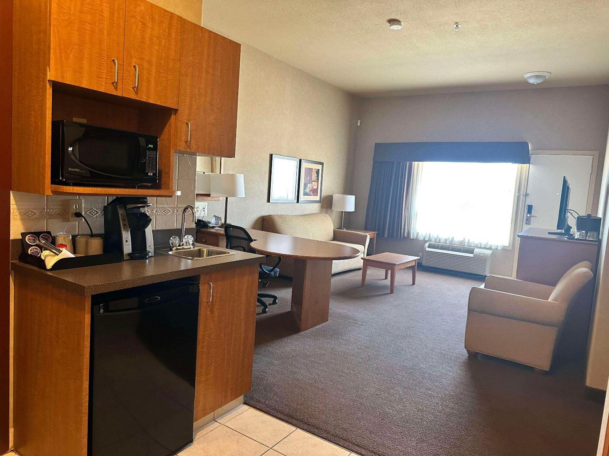 Clarion Pointe Otel Rimbey Dış mekan fotoğraf