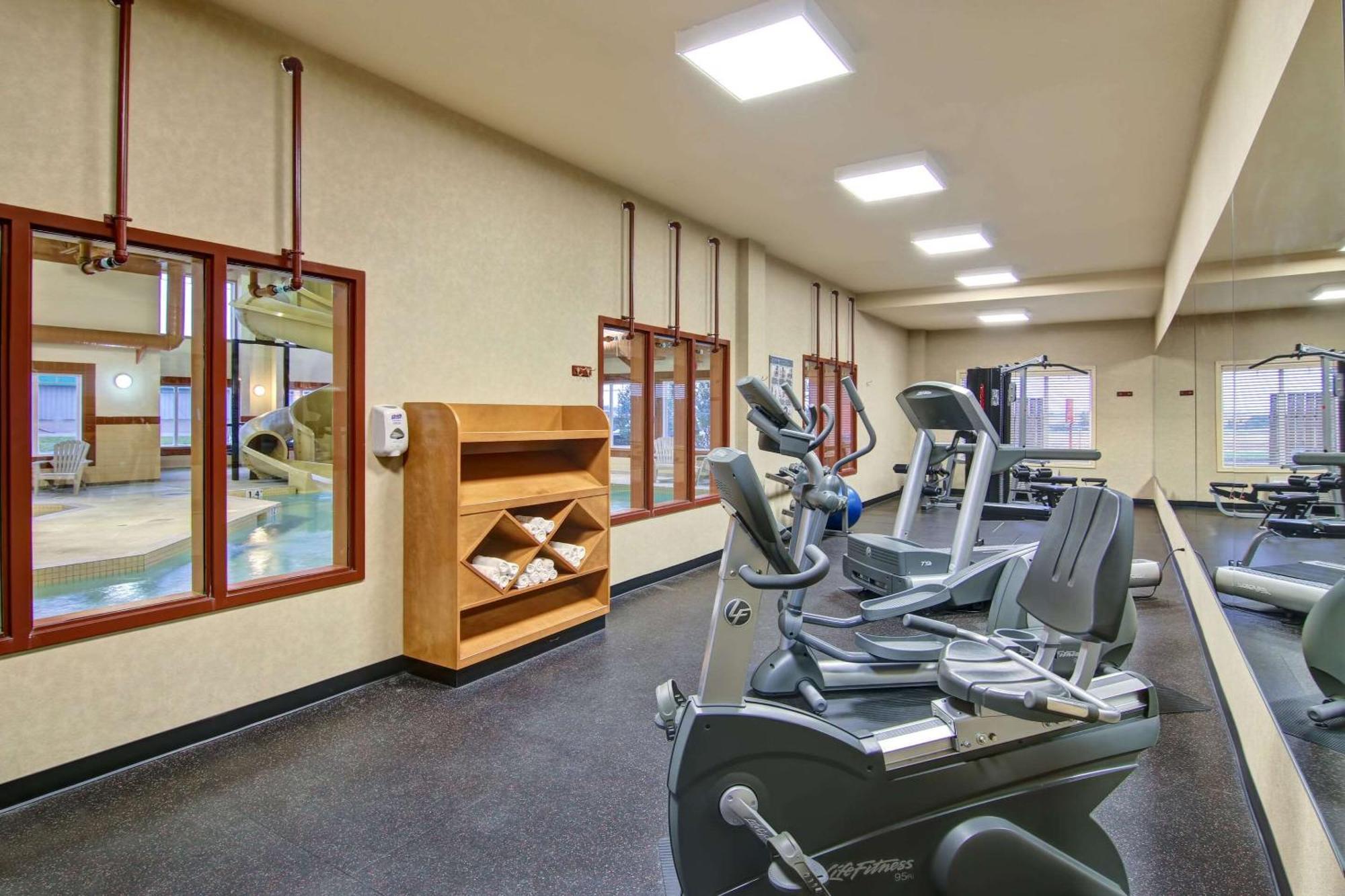 Clarion Pointe Otel Rimbey Dış mekan fotoğraf