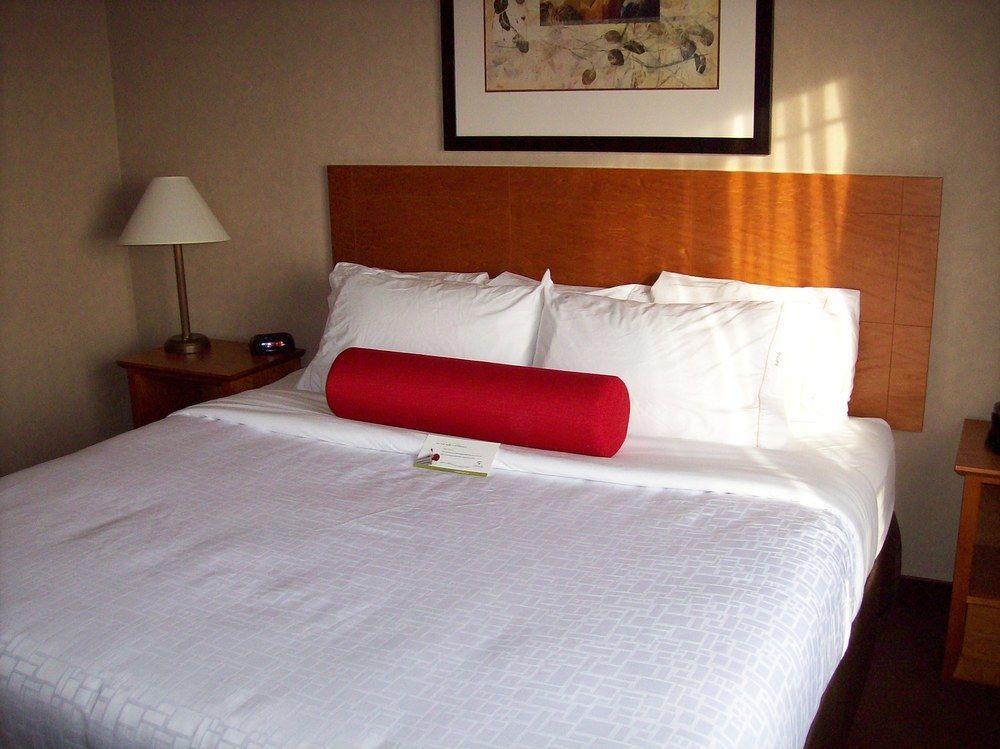 Clarion Pointe Otel Rimbey Dış mekan fotoğraf