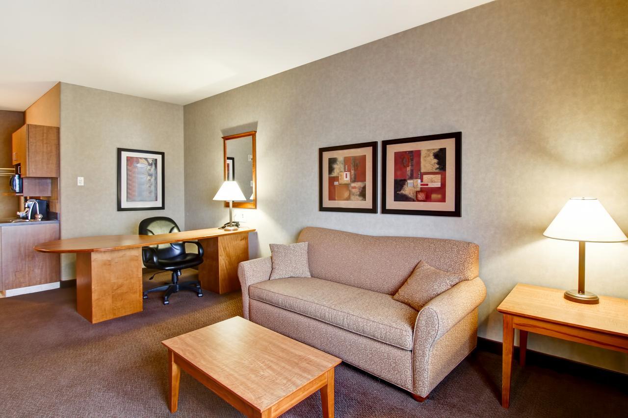 Clarion Pointe Otel Rimbey Dış mekan fotoğraf