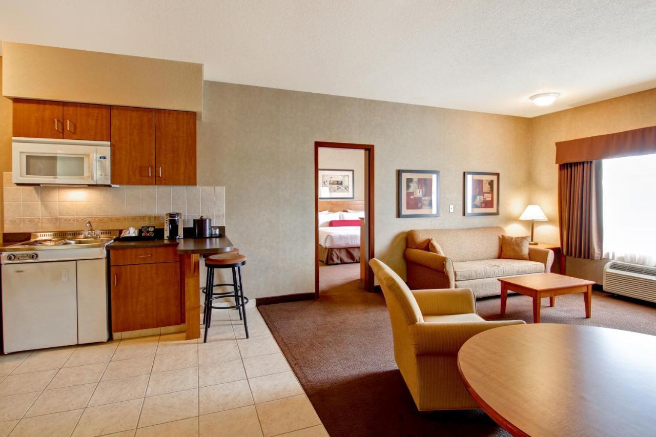 Clarion Pointe Otel Rimbey Dış mekan fotoğraf